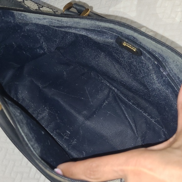 ***SOLD**GUCCI MONOGRAM 2- WAY BAG WITH DUAL ZIPPERS & REMOVEABLE STRAP - Picture 16 of 16